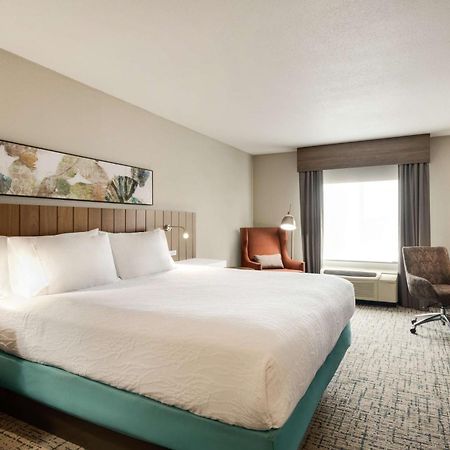 Hilton Garden Inn Dubuque Downtown Екстериор снимка