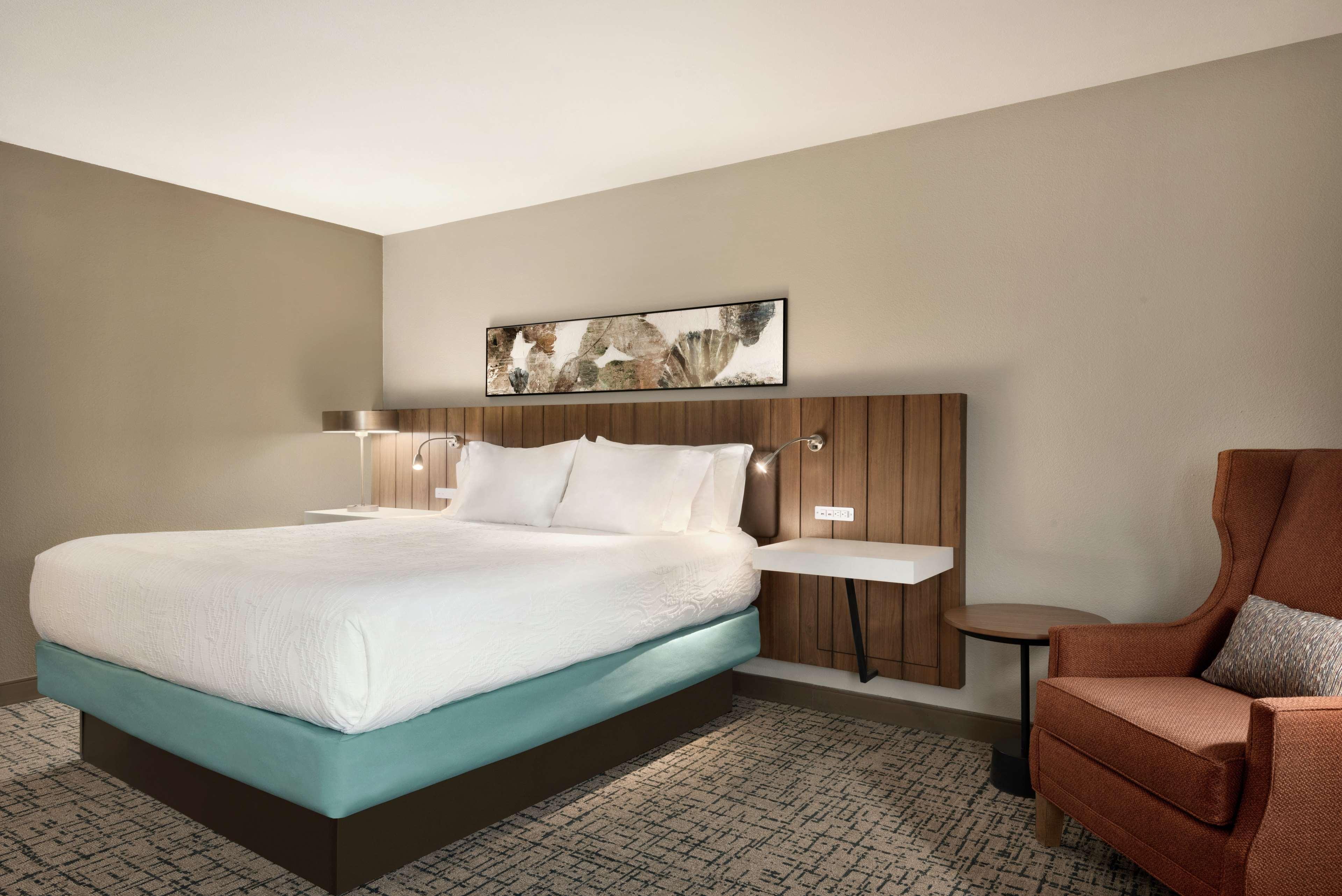 Hilton Garden Inn Dubuque Downtown Екстериор снимка