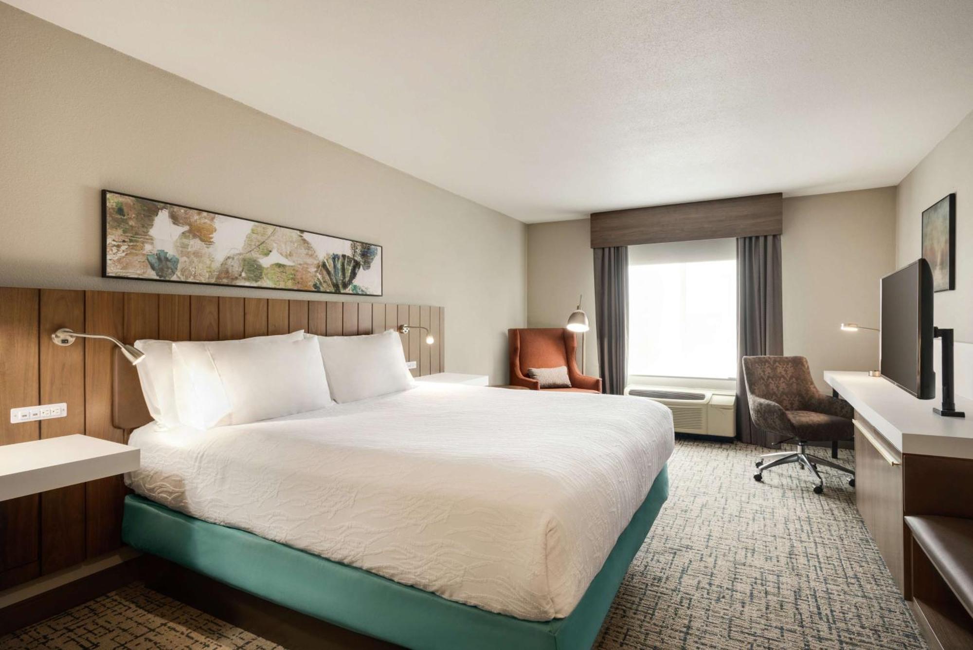Hilton Garden Inn Dubuque Downtown Екстериор снимка