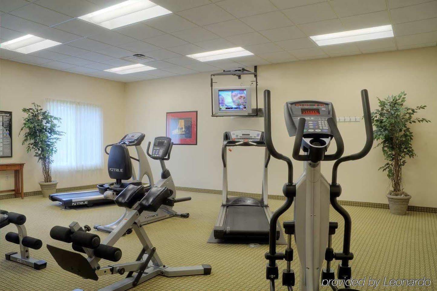 Hilton Garden Inn Dubuque Downtown Екстериор снимка
